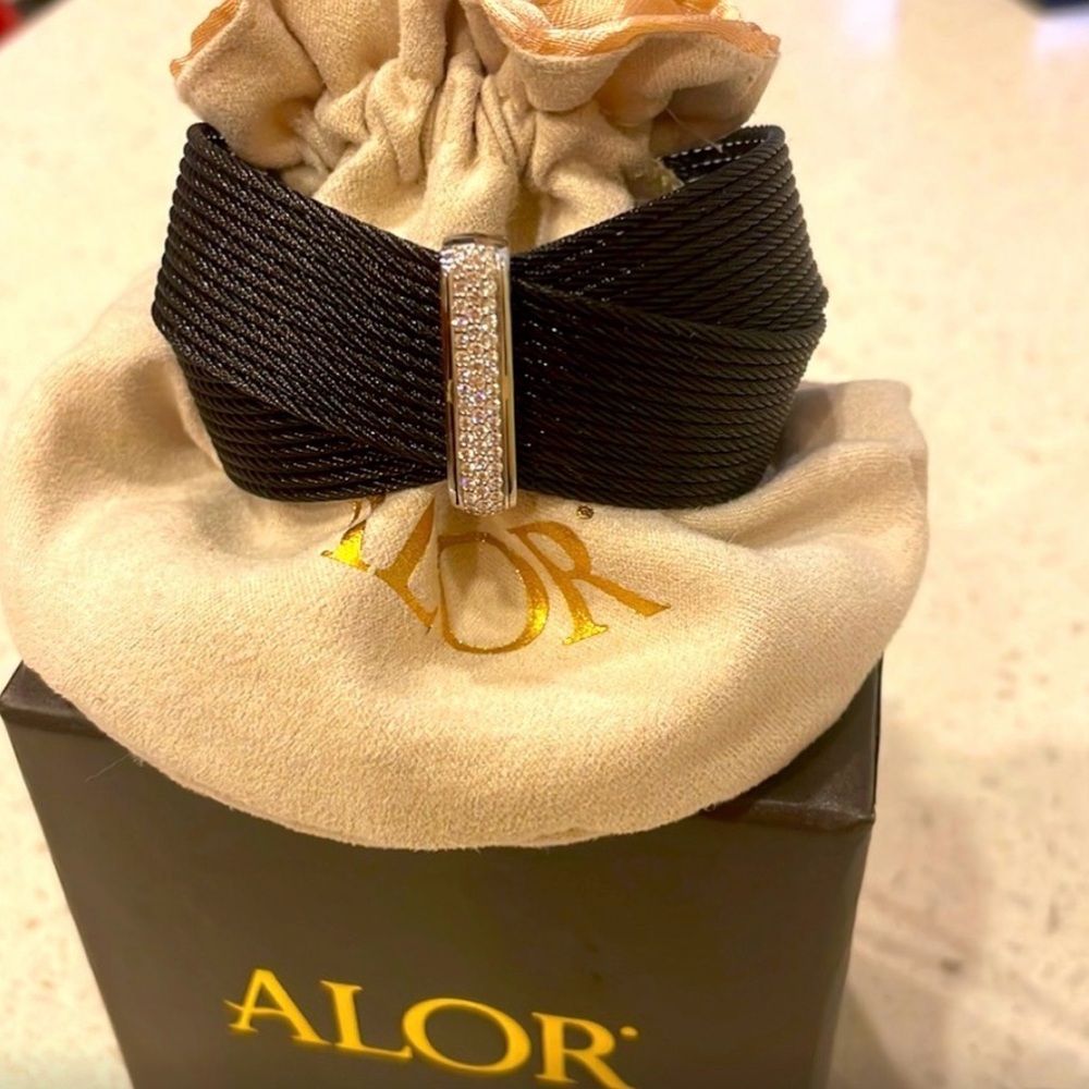 ALOR Black and Silver Women's Bracelet